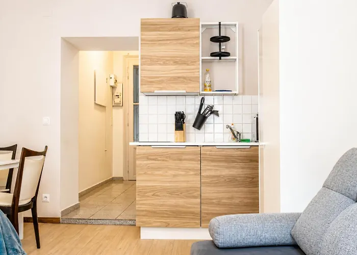 Cozy & Stylish Long-term 1-br Retreat דירה *